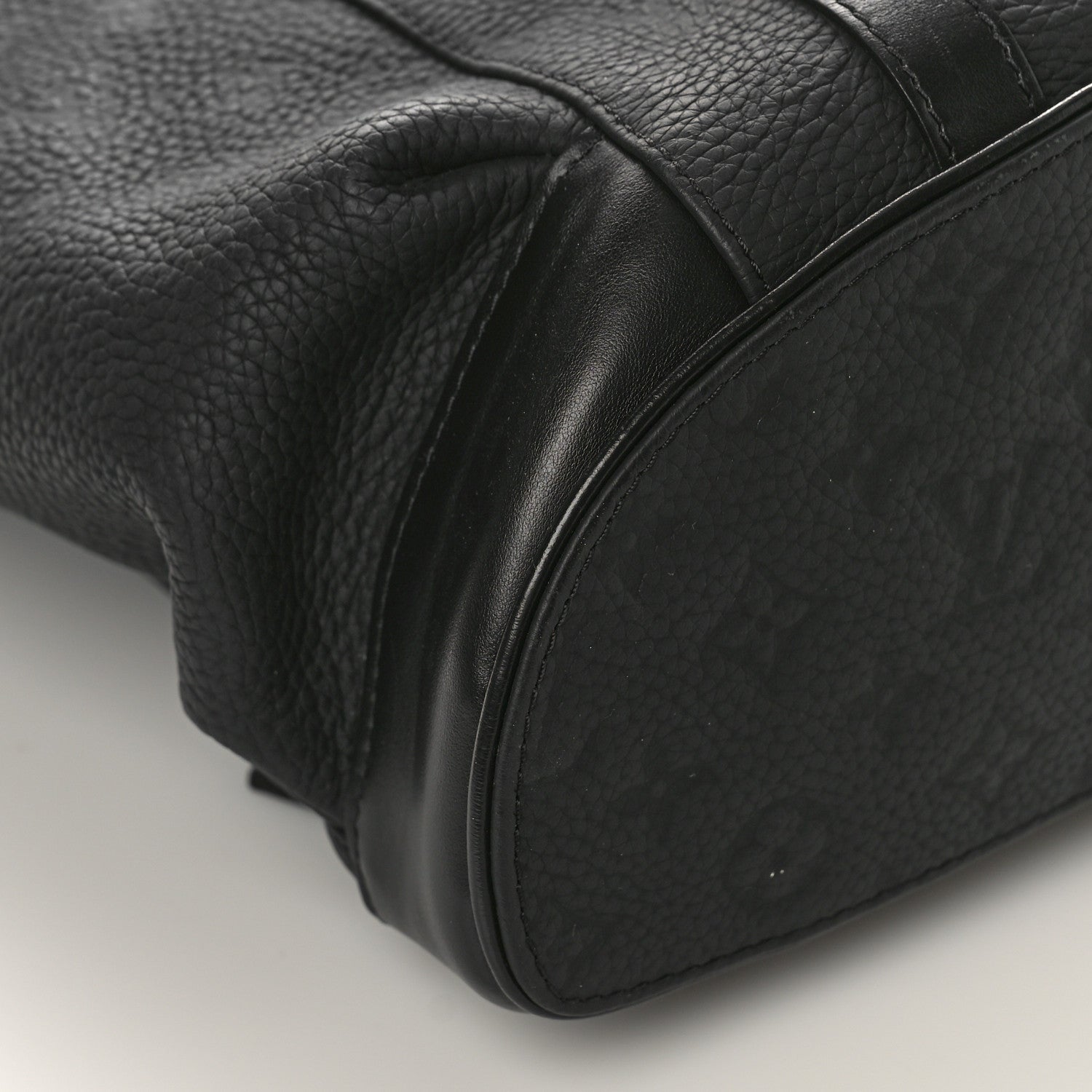 Louis Vuitton Taurillon Monogram Christopher MM Backpack Black 7 of 9
