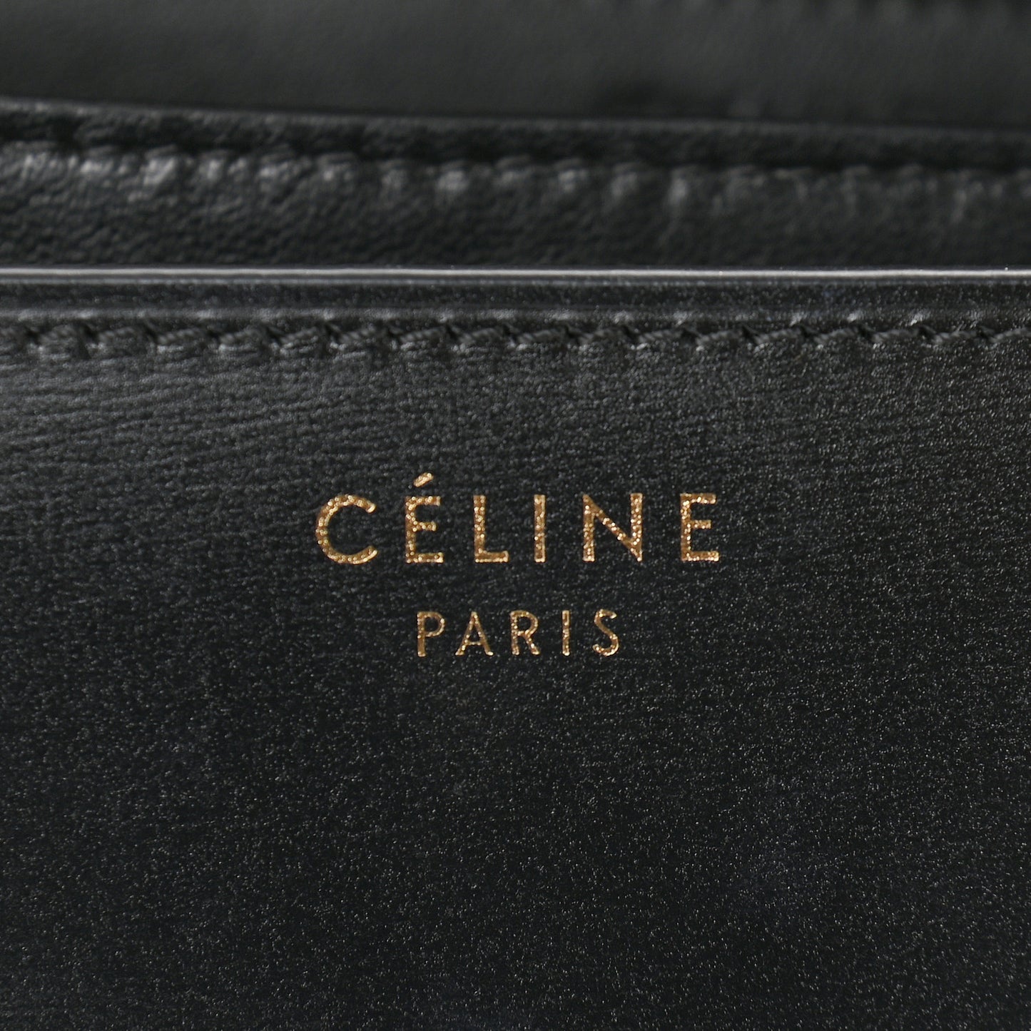 Box Calfskin Medium Classic Box Flap Bag Black
