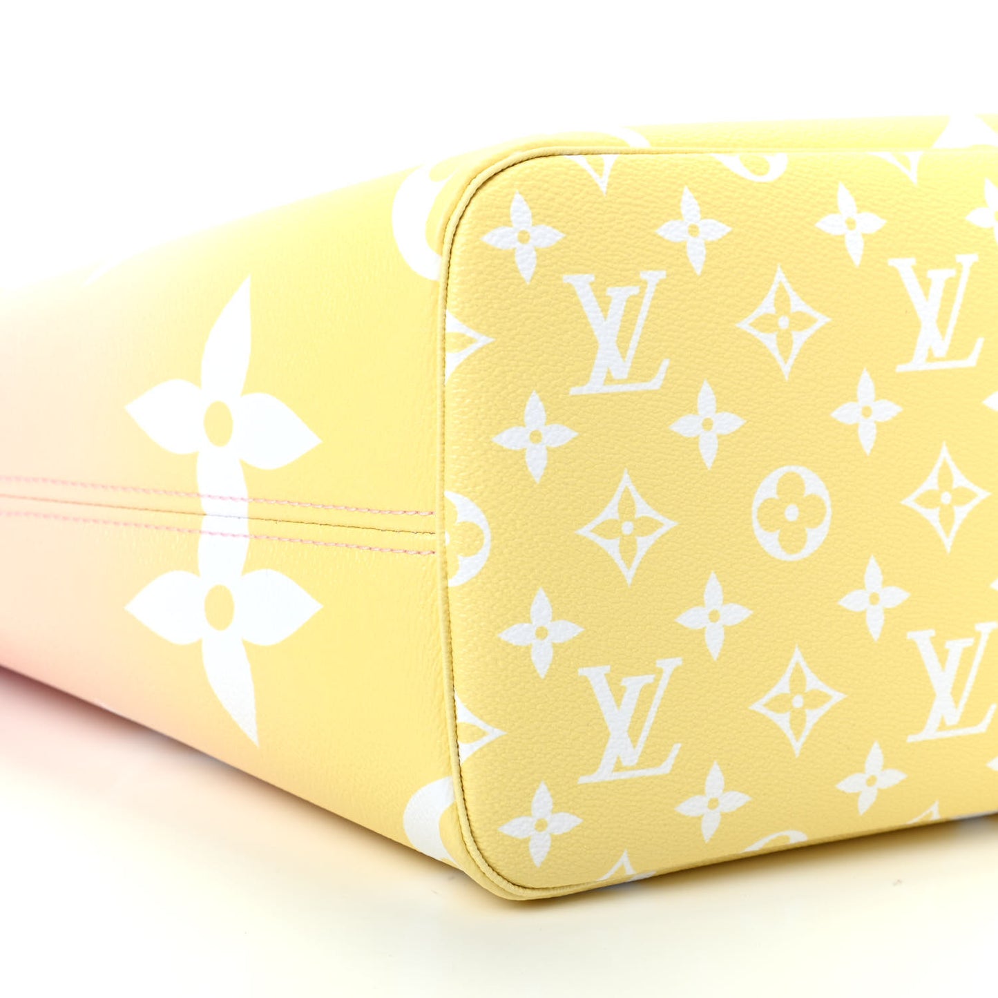 Monogram Giant By The Pool Neverfull MM Light Pink