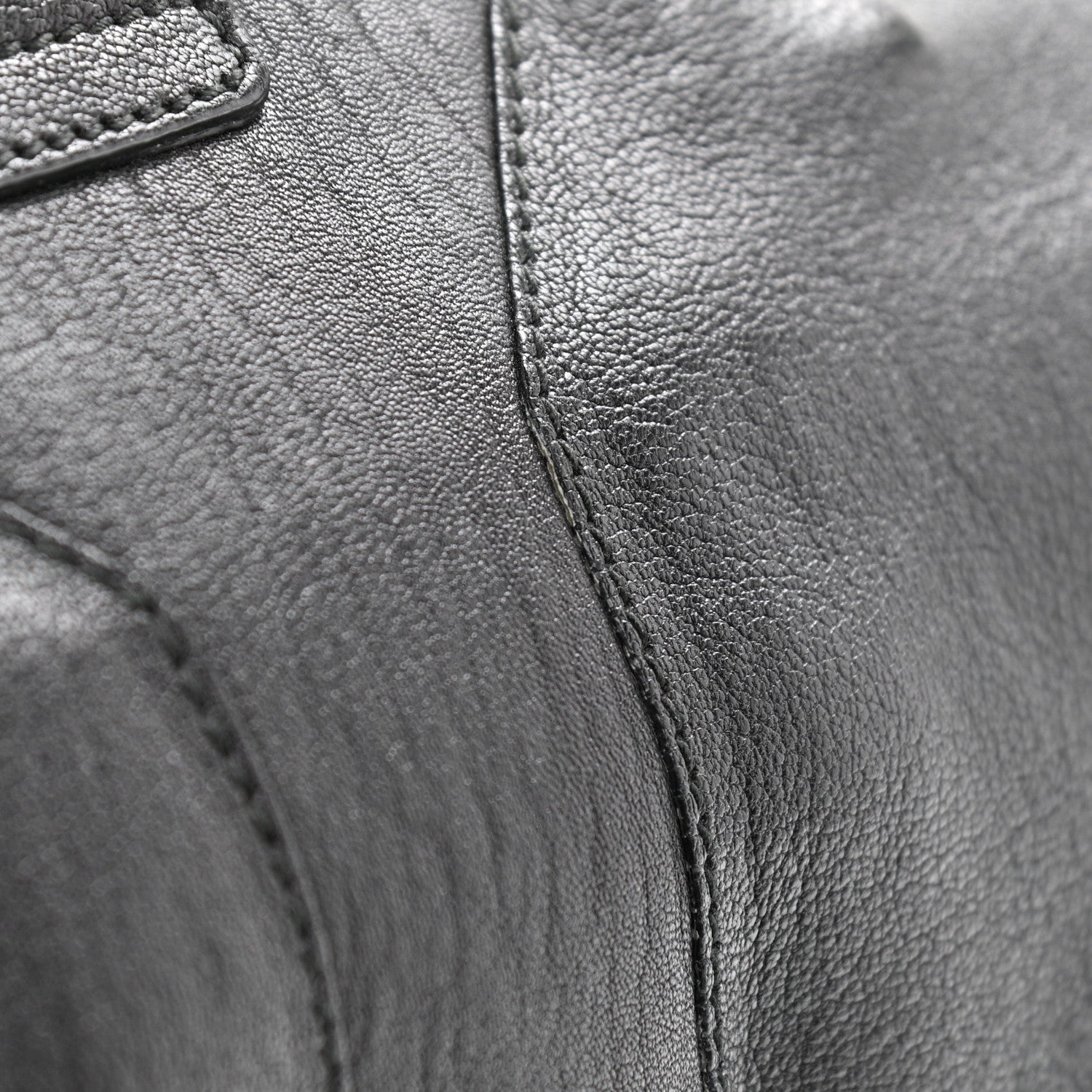 Saint Laurent Sheepskin Medium Cabas ChYc Black 12 of 16