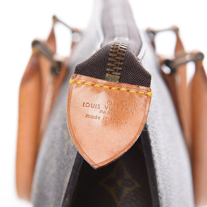Louis Vuitton Monogram Sac Triangle 6 of 20