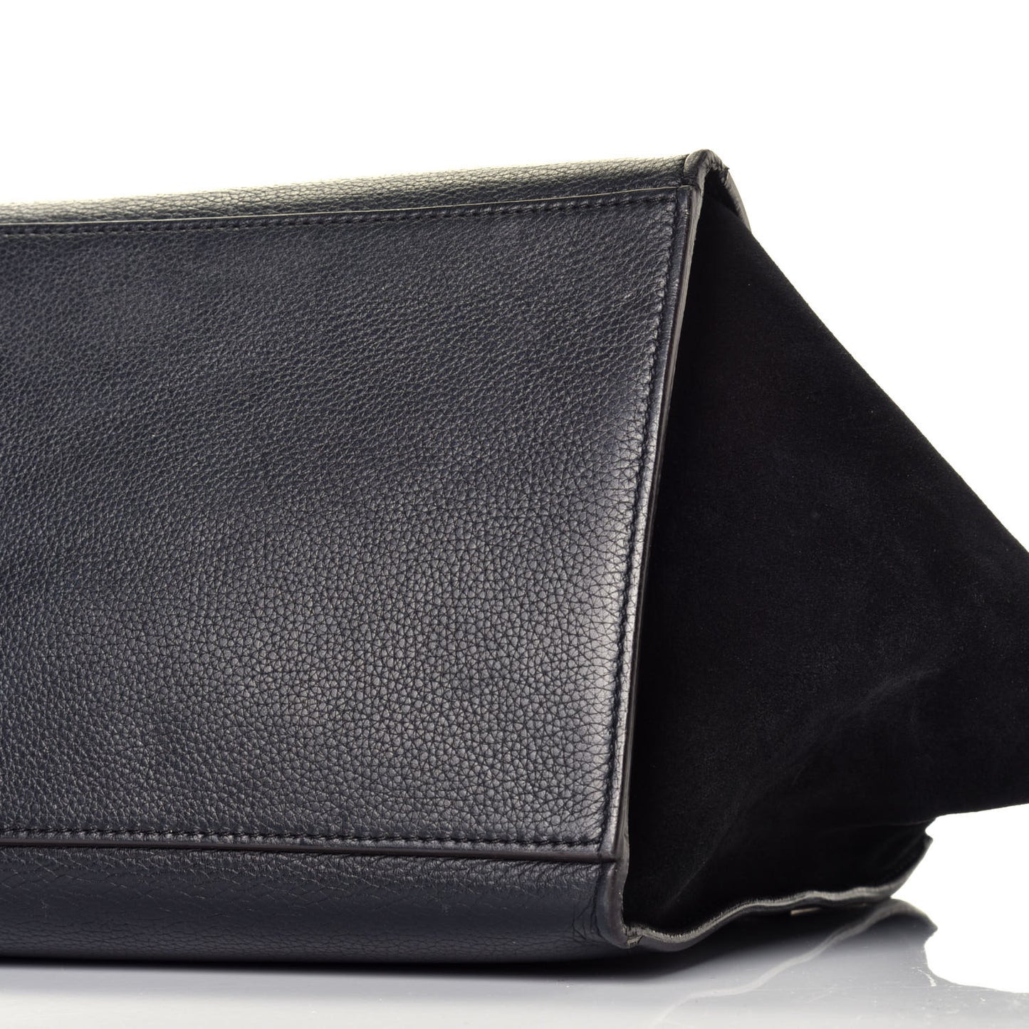 Drummed Calfskin Suede Medium Trapeze Black