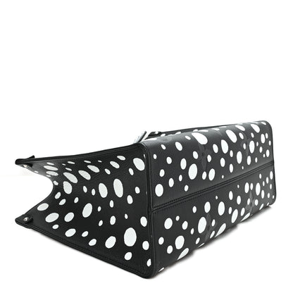 Louis Vuitton LV X YK Empreinte Monogram Giant Onthego MM Black 3 of 10