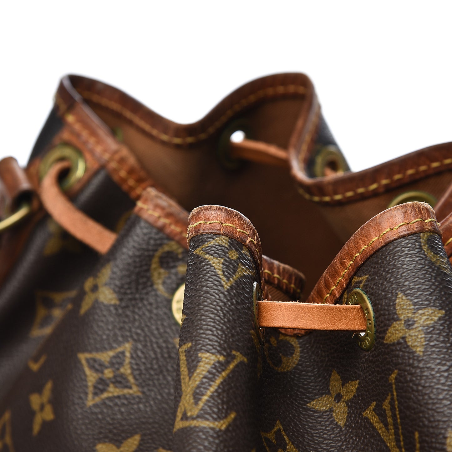 Monogram Noe