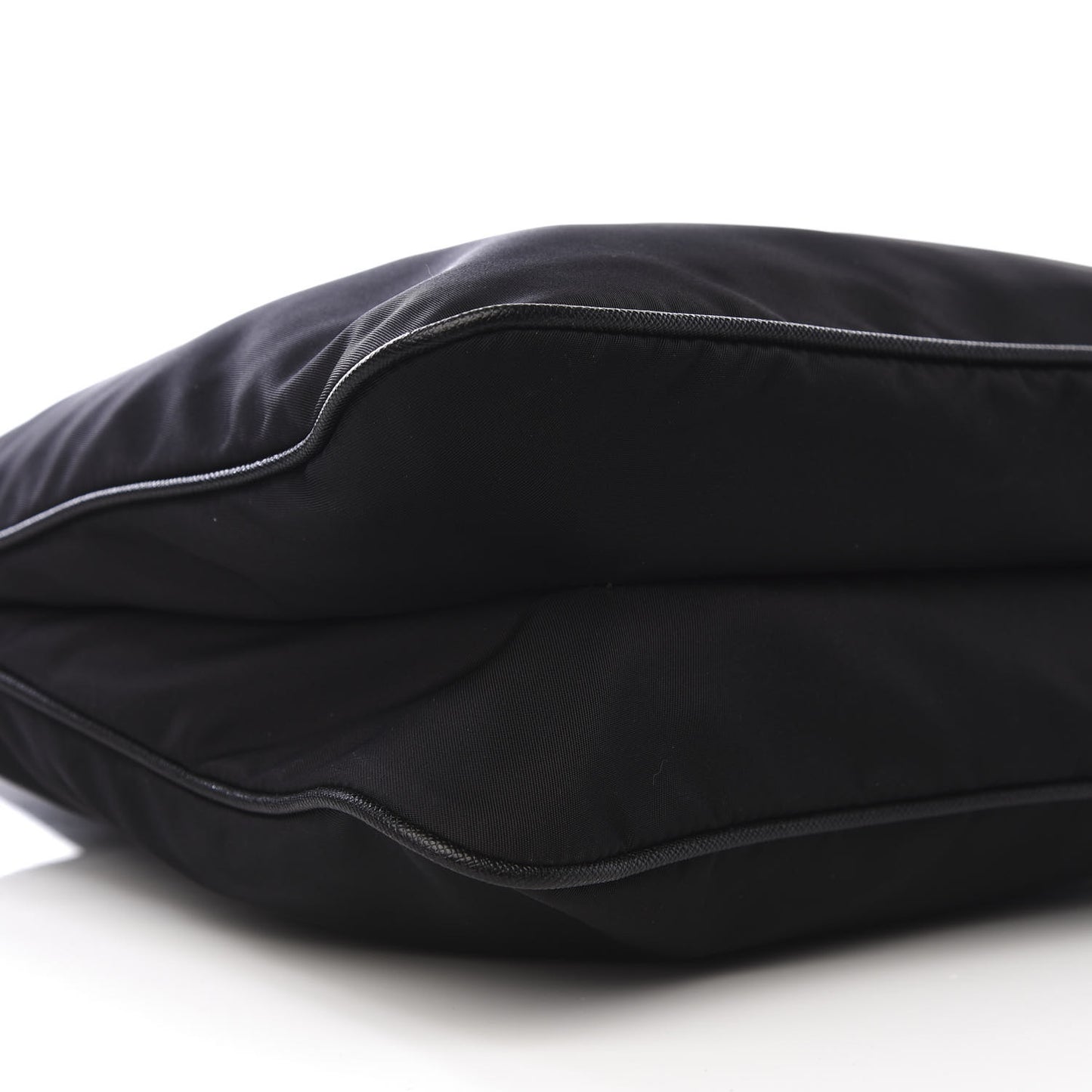 Nylon Vela Flat Messenger Bag Black