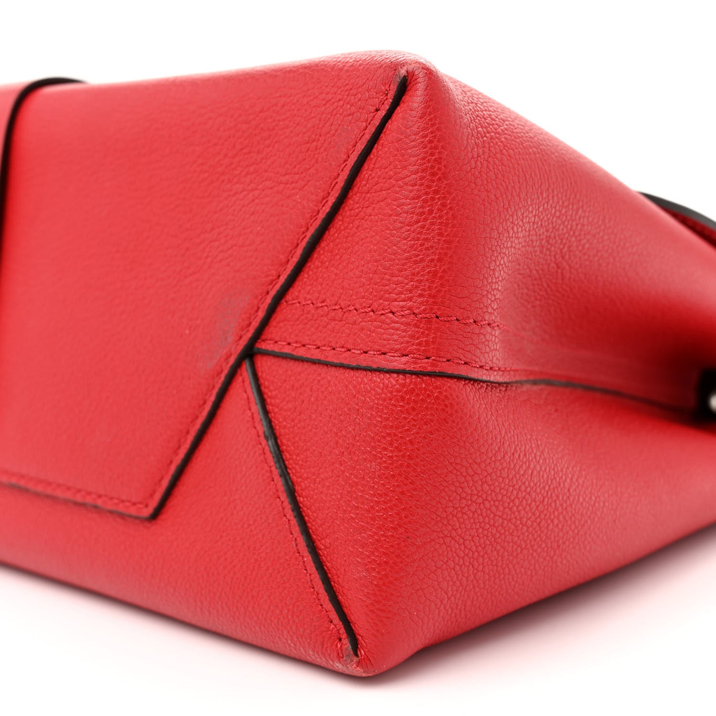 Calfskin Monogram Very One Handle Rubis Red
