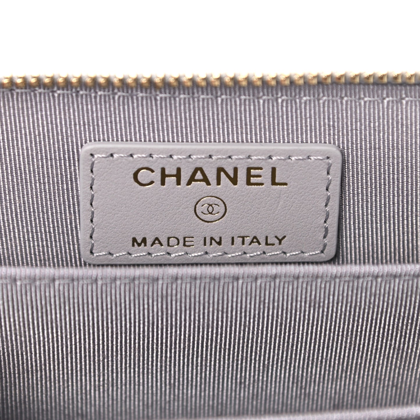 Caviar Quilted Zip Coin Purse Grey