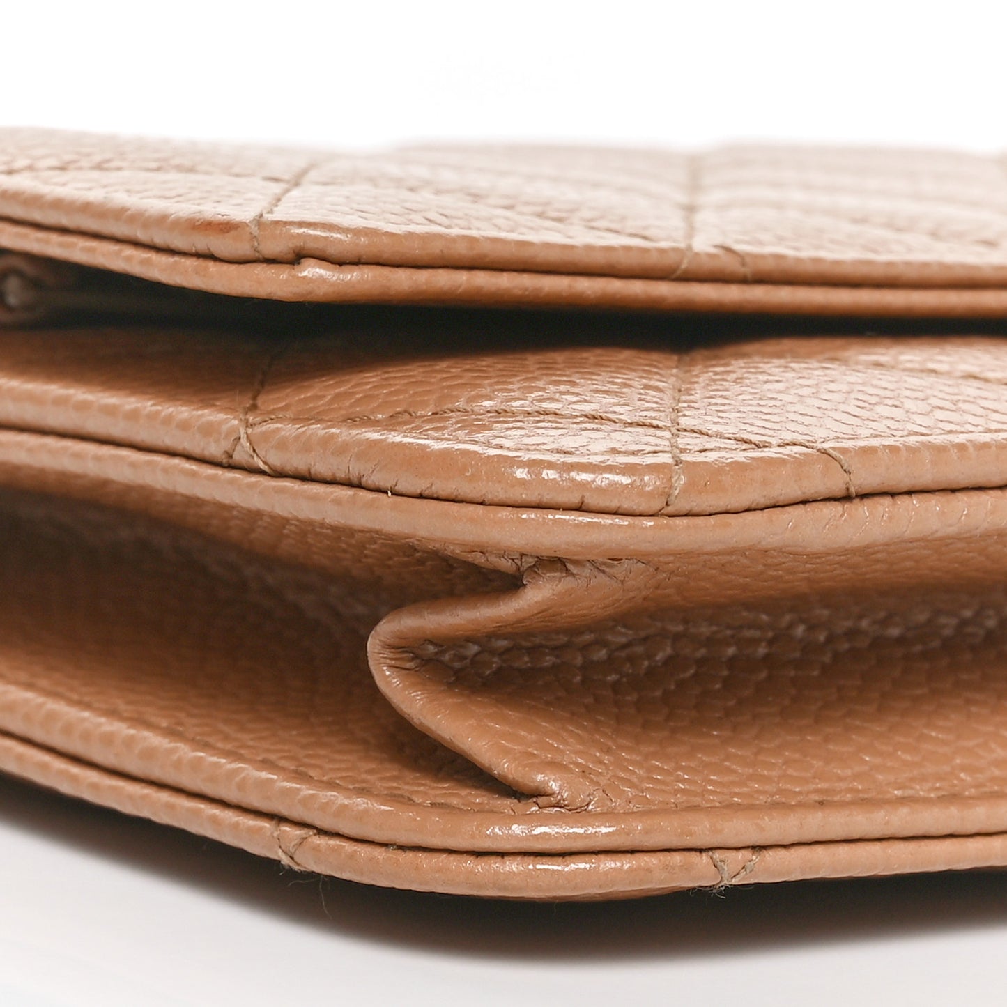 Caviar Quilted Golden Class Wallet On Chain WOC Beige