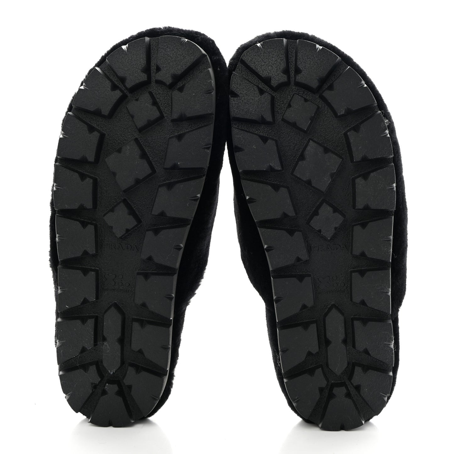 Montone Metal Triangle Logo 20mm Slippers 9 Black