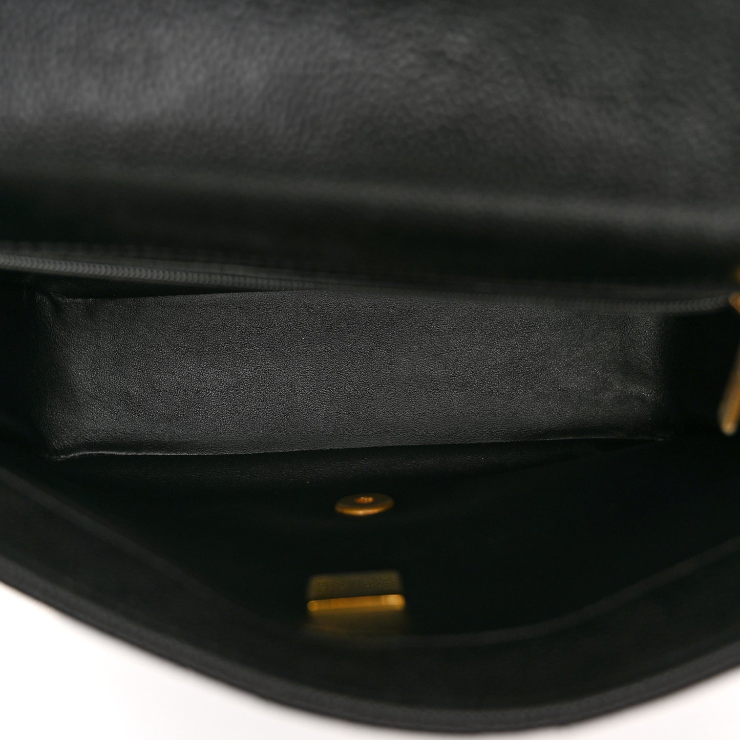 Caviar Quilted Sweetheart Flap Black