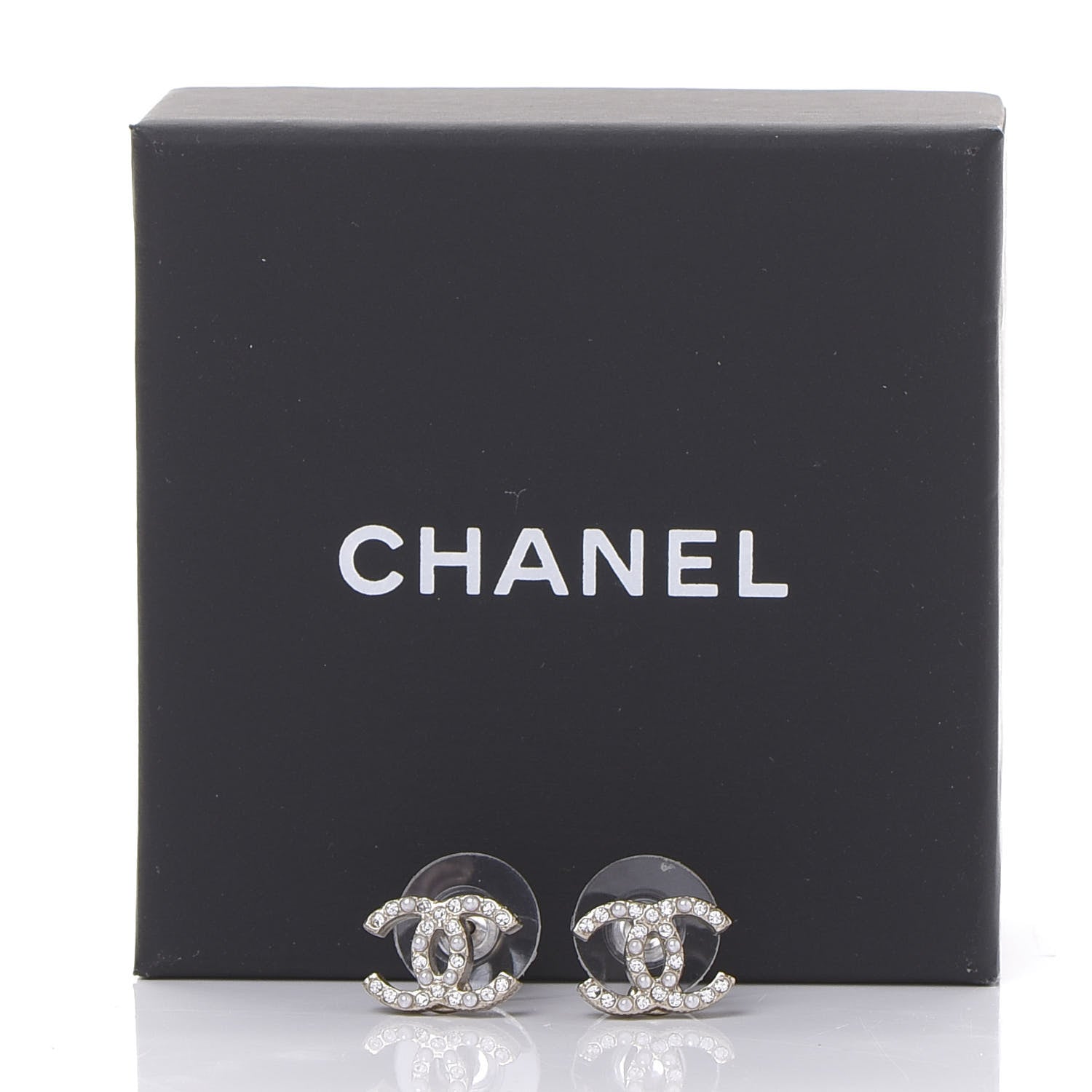 Chanel Pearl Crystal CC Earrings Gold 5 of 5
