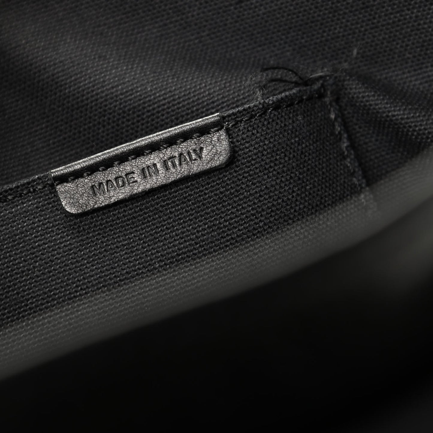 Grainy Calfskin Messenger Bag Black