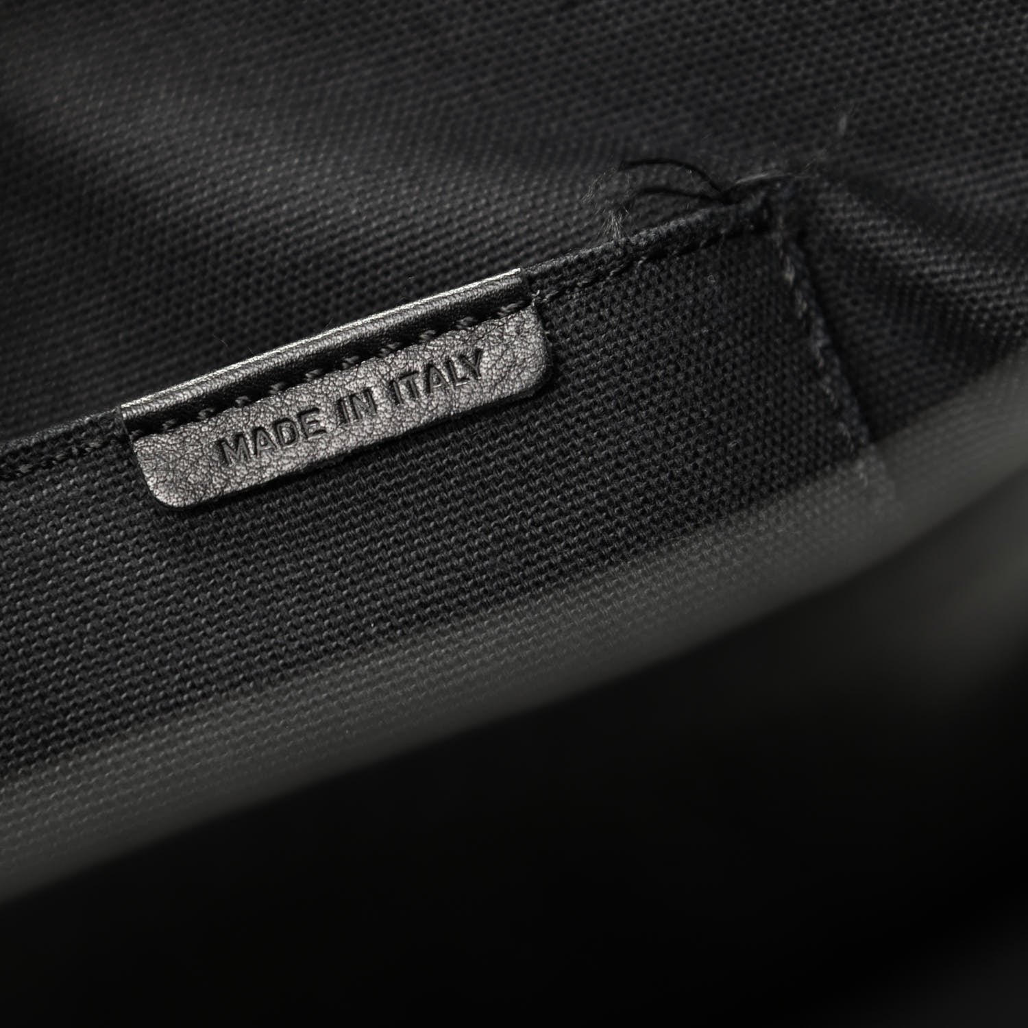 Burberry Grainy Calfskin Messenger Bag Black 9 of 10