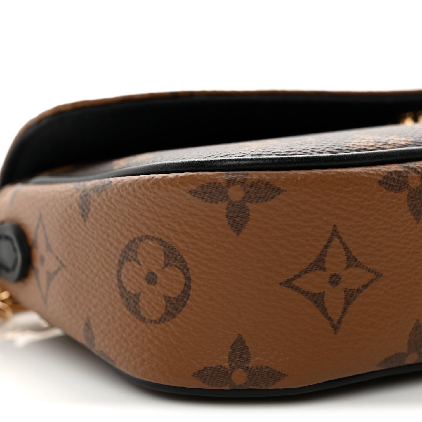 Reverse Monogram Ivy Wallet On Chain