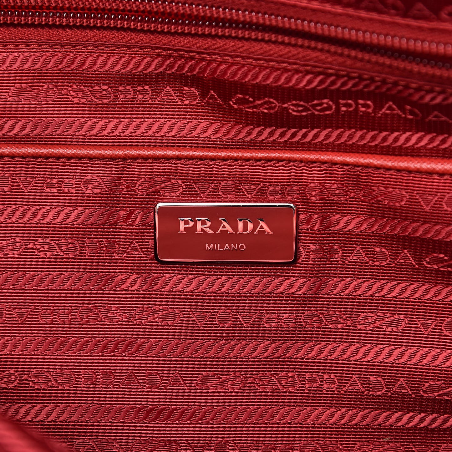 Tessuto Nylon Saffiano Shoulder Bag Rosso