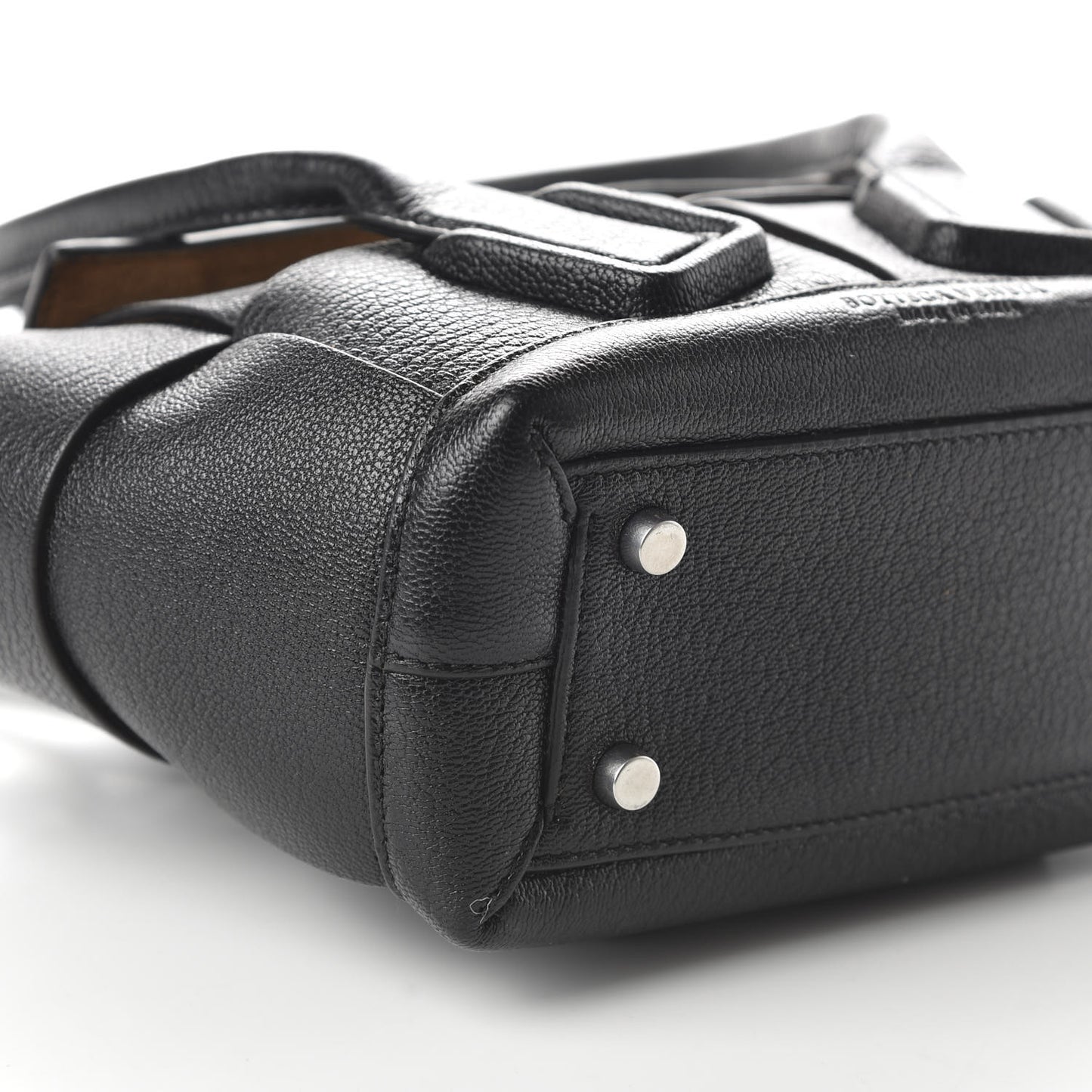Grained Calfskin Mini Maxi Intrecciato Arco 33 Black