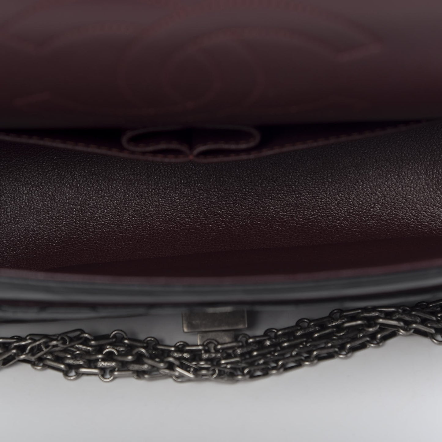 Aged Calfskin Quilted 2.55 Reissue 225 Flap Black
