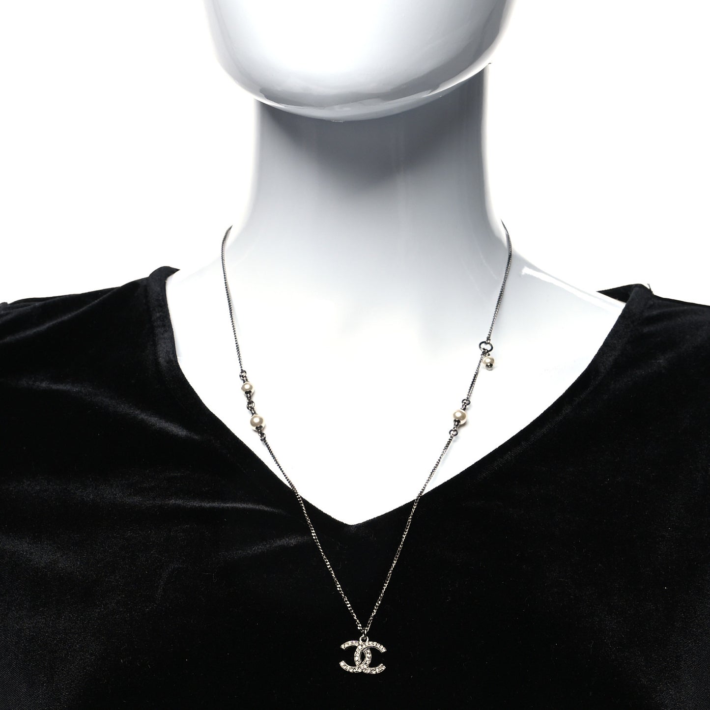 Ruthenium Crystal Pearl CC Pendant Necklace