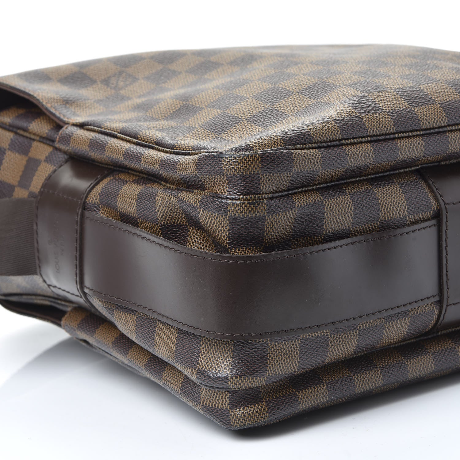Louis Vuitton LOUISVUITTONDamierEbeneNaviglio 5 of 9