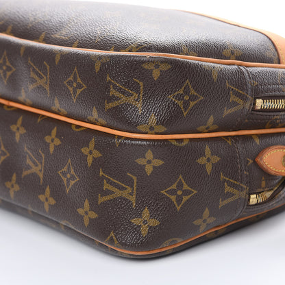 Louis Vuitton Monogram Reporter PM 9 of 15