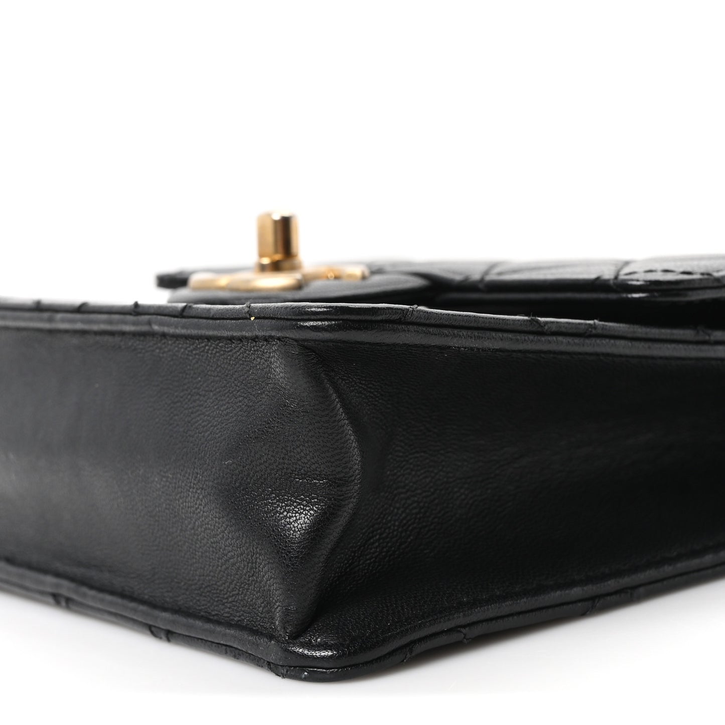 Lambskin Quilted Chic Pearls Flap Black