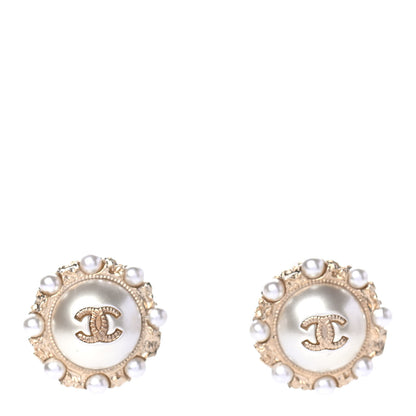 Chanel Metal Pearl CC Round Earrings Gold 1 of 4