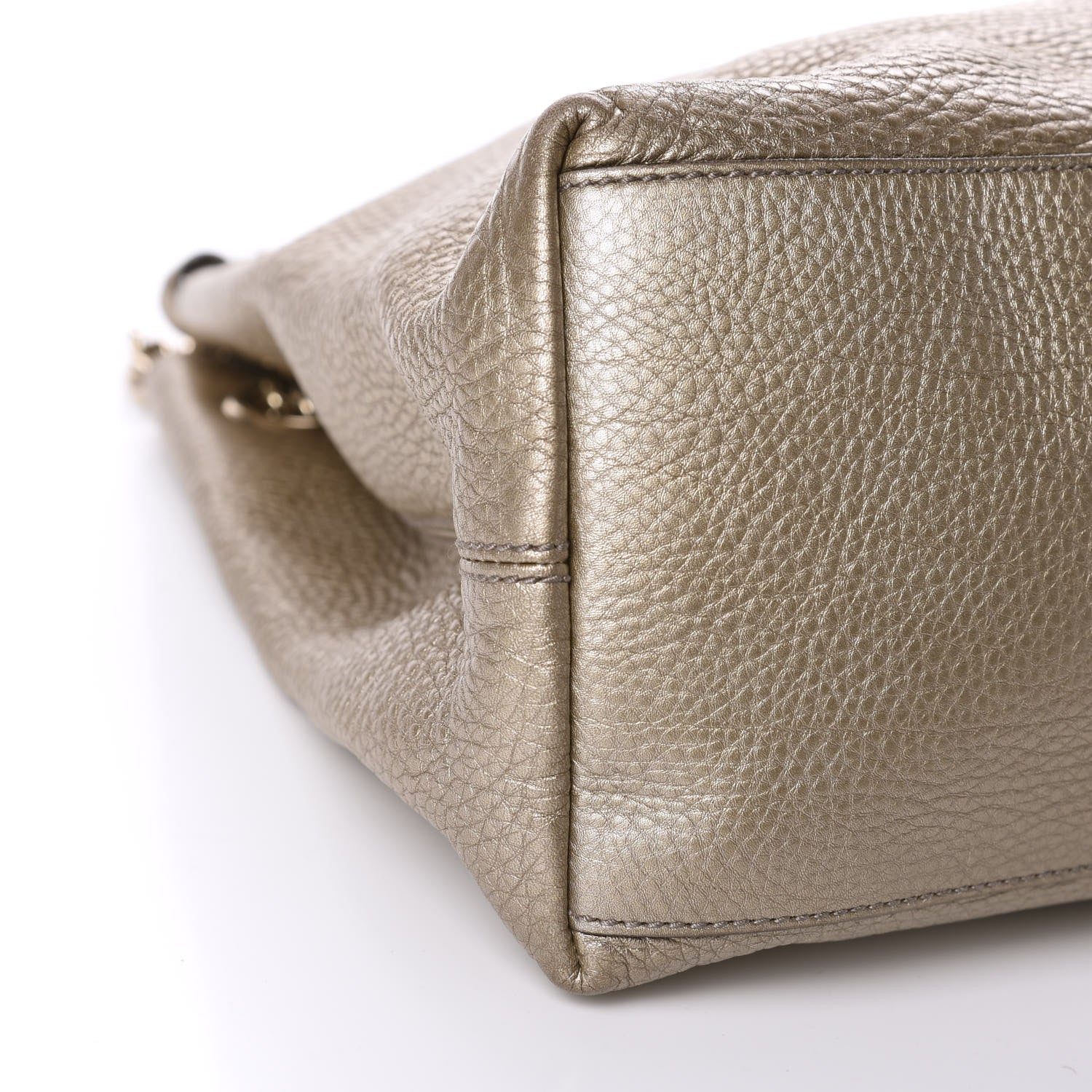 Gucci Metallic Pebbled Calfskin Medium Soho Chain Shoulder Bag Golden Beige 6 of 12