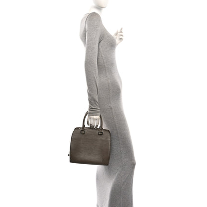 Louis Vuitton Epi Pont-Neuf Pepper 2 of 9