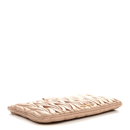 Miu Miu Nappa Matelasse Clutch Cammeo 4 of 10