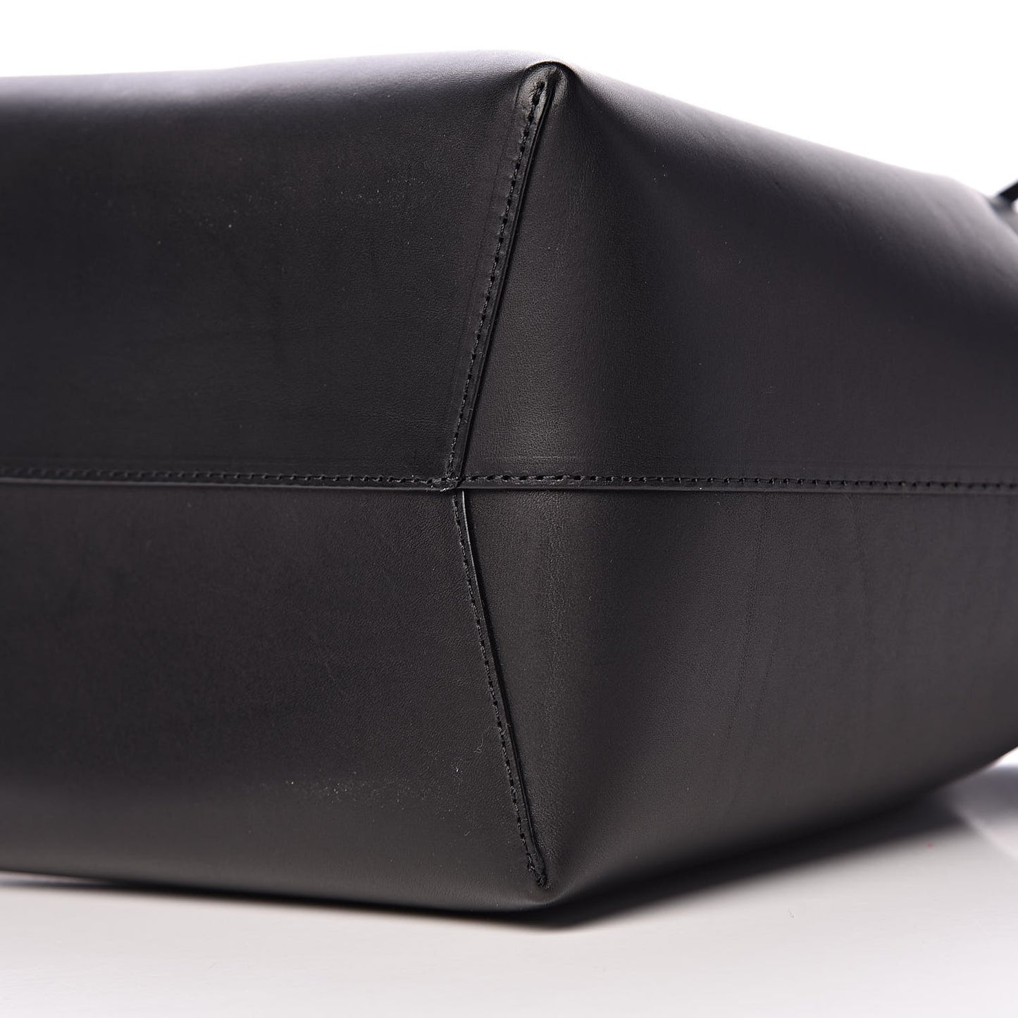 Vegetable Tanned Calfskin Bucket Bag Black Dolly