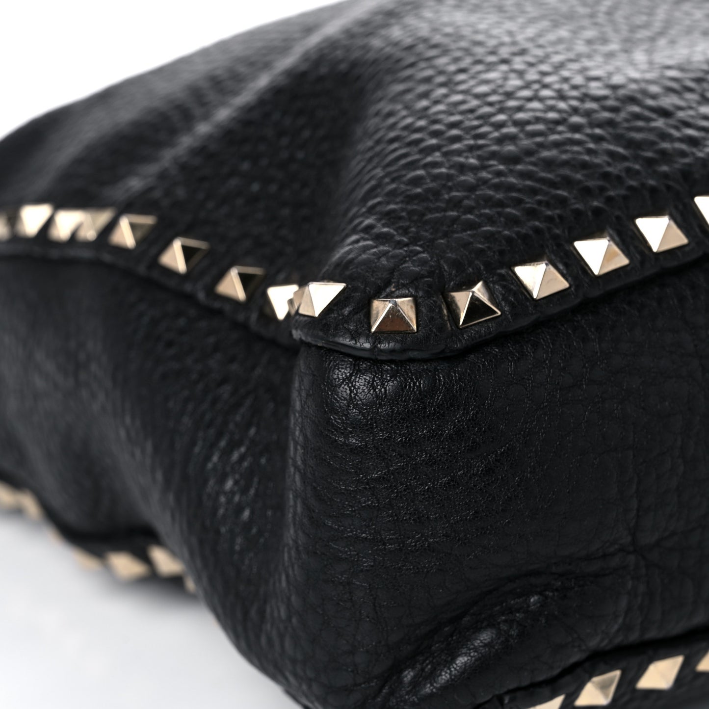 Pebbled Calfskin Large Rockstud Flip-Lock Messenger Bag Black