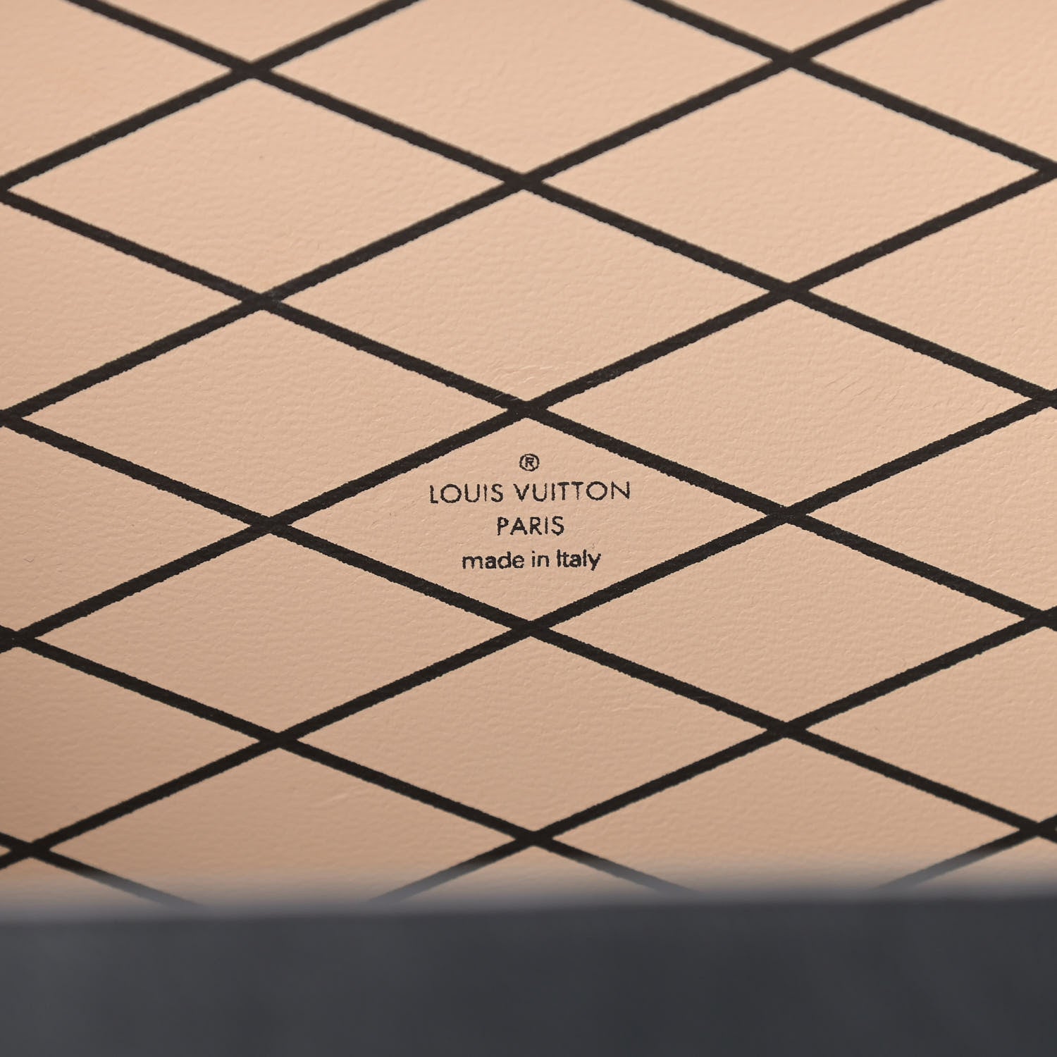 Louis Vuitton Vernis Petite Malle Black 6 of 9