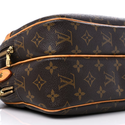 Louis Vuitton Monogram Reporter PM 8 of 15