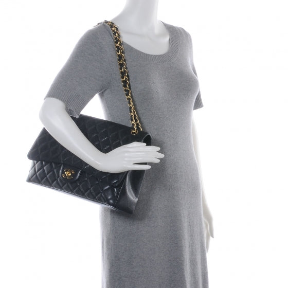 Chanel Caviar Maxi Single Flap Black 2 of 8