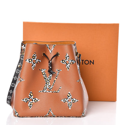 Louis Vuitton Monogram Giant Jungle NéoNoé Caramel 9 of 9