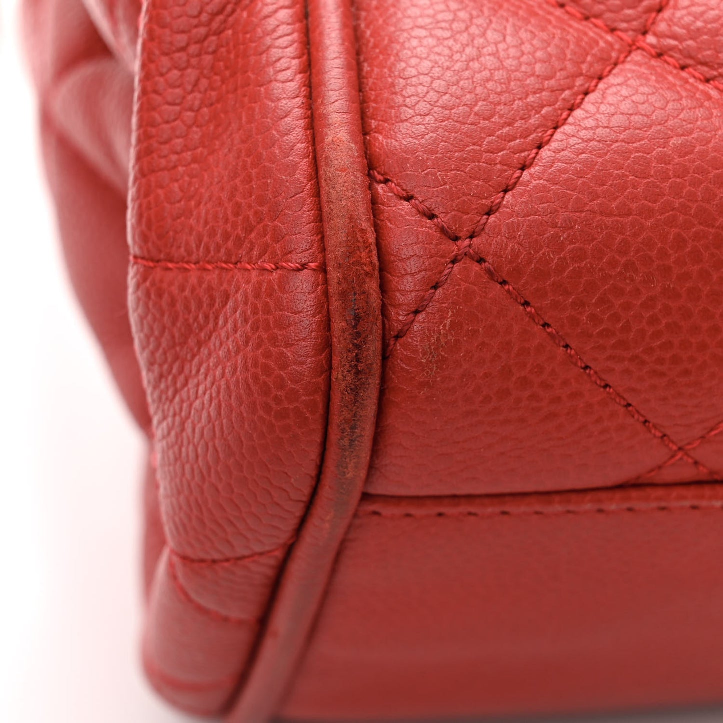 Caviar Quilted Timeless Accordion Flap Red
