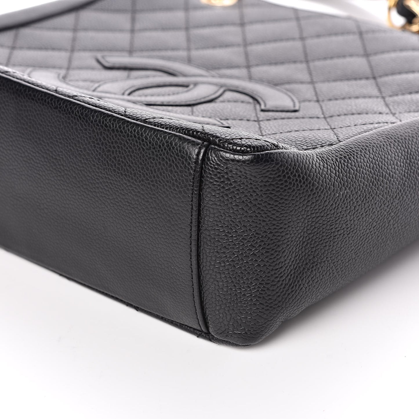 Caviar Quilted Petit Shopping Tote PST Black