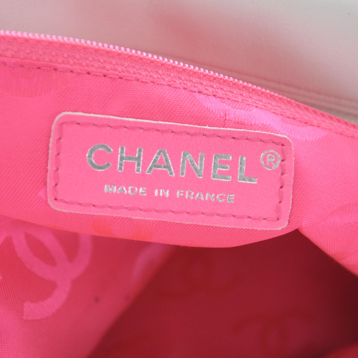 Chanel Calfskin Quilted Large Cambon Bowler White Black 9 of 10