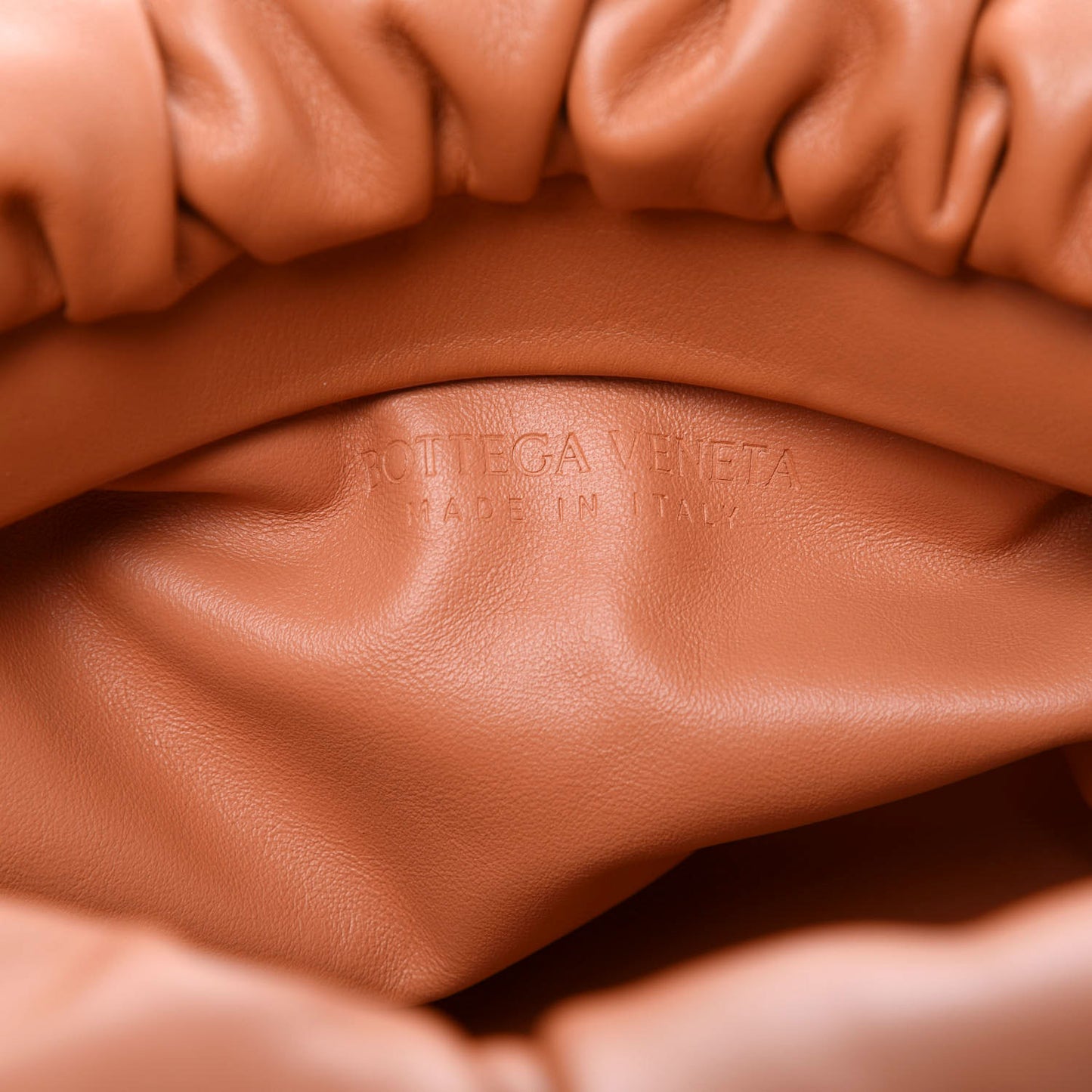 Calfskin The Pouch Chain Clay