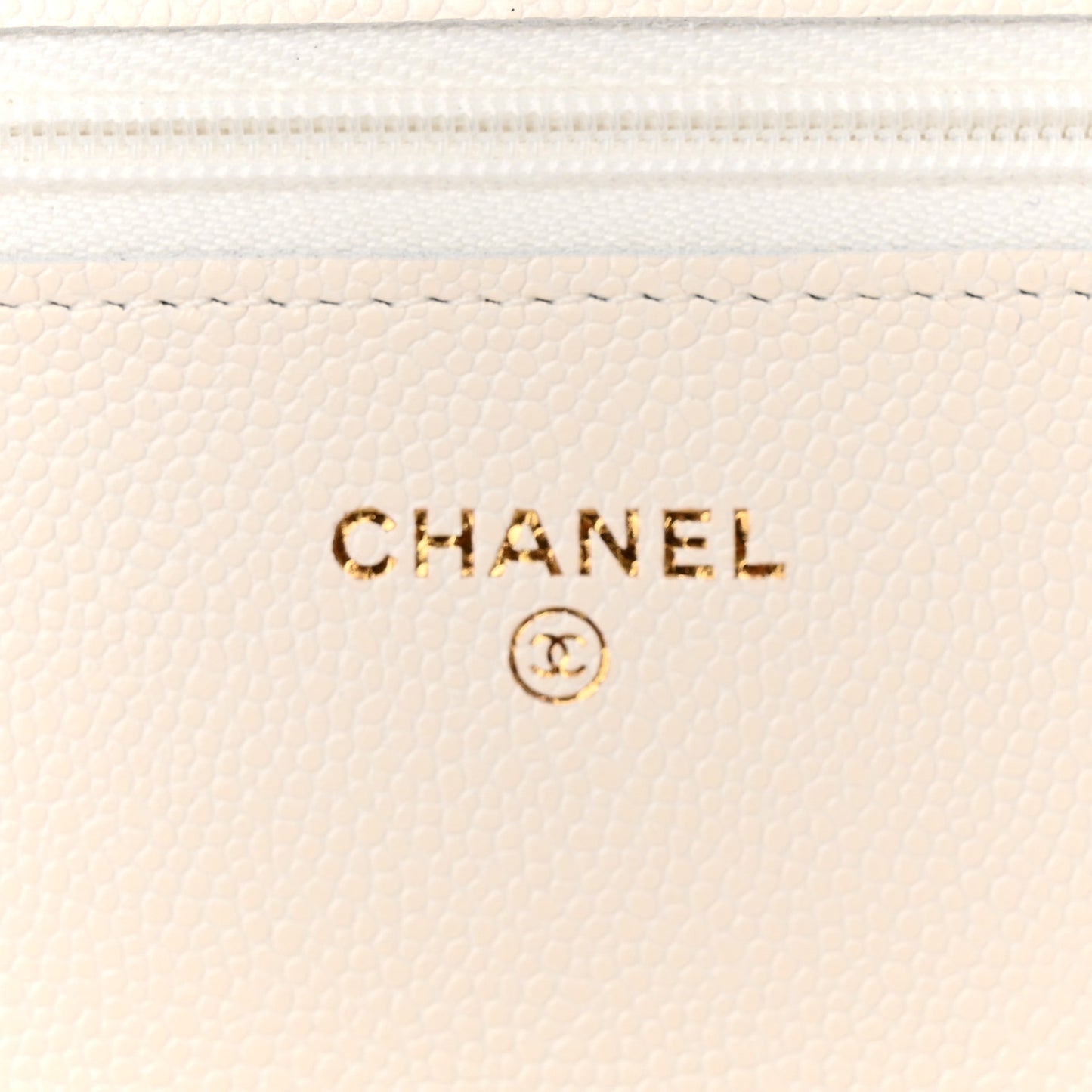 Caviar Quilted Wallet On Chain WOC White