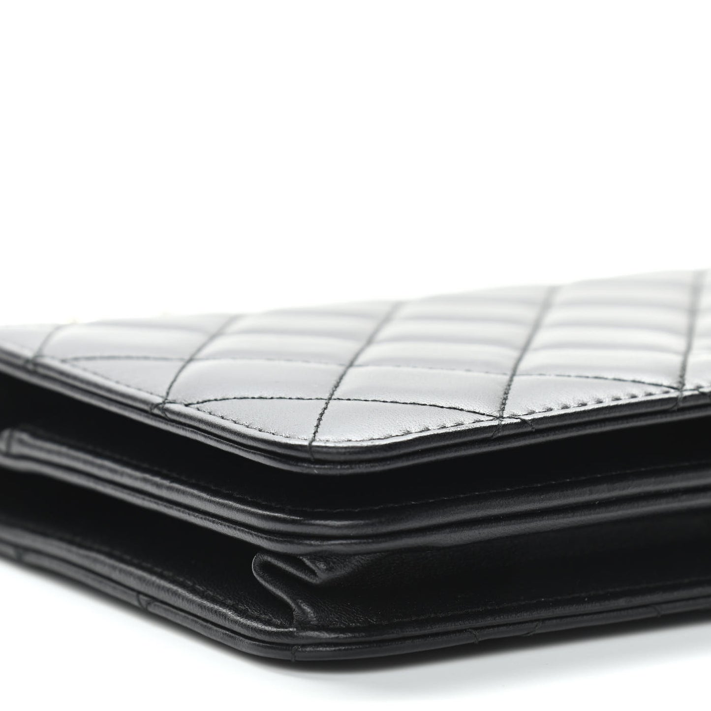 Iridescent Lambskin Quilted Pearl Wallet On Chain WOC Black