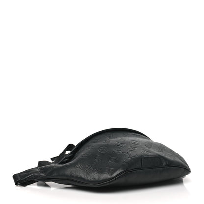 Louis Vuitton Calfskin Monogram Shadow Discovery Bumbag Black 4 of 9