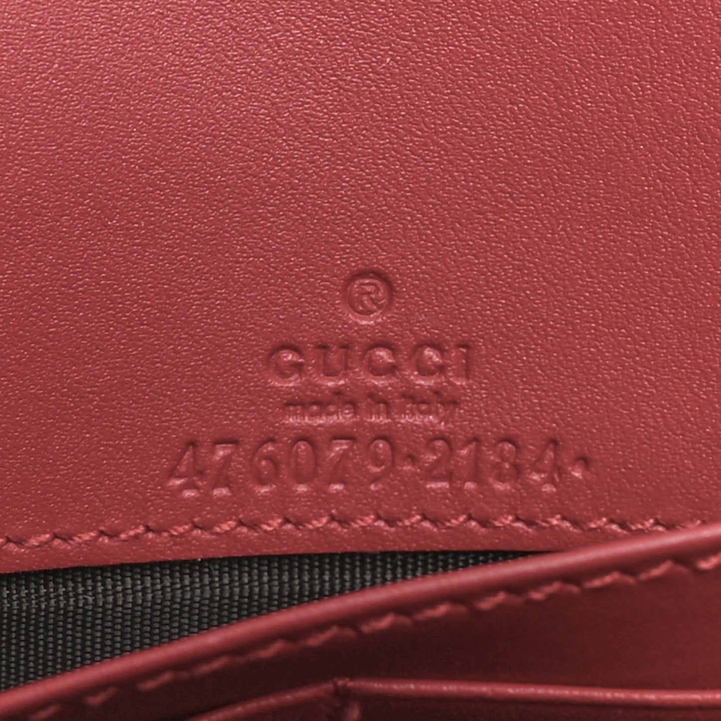Calfskin Queen Margaret Chain Wallet Blue Agata Hibiscus Red Mystic White