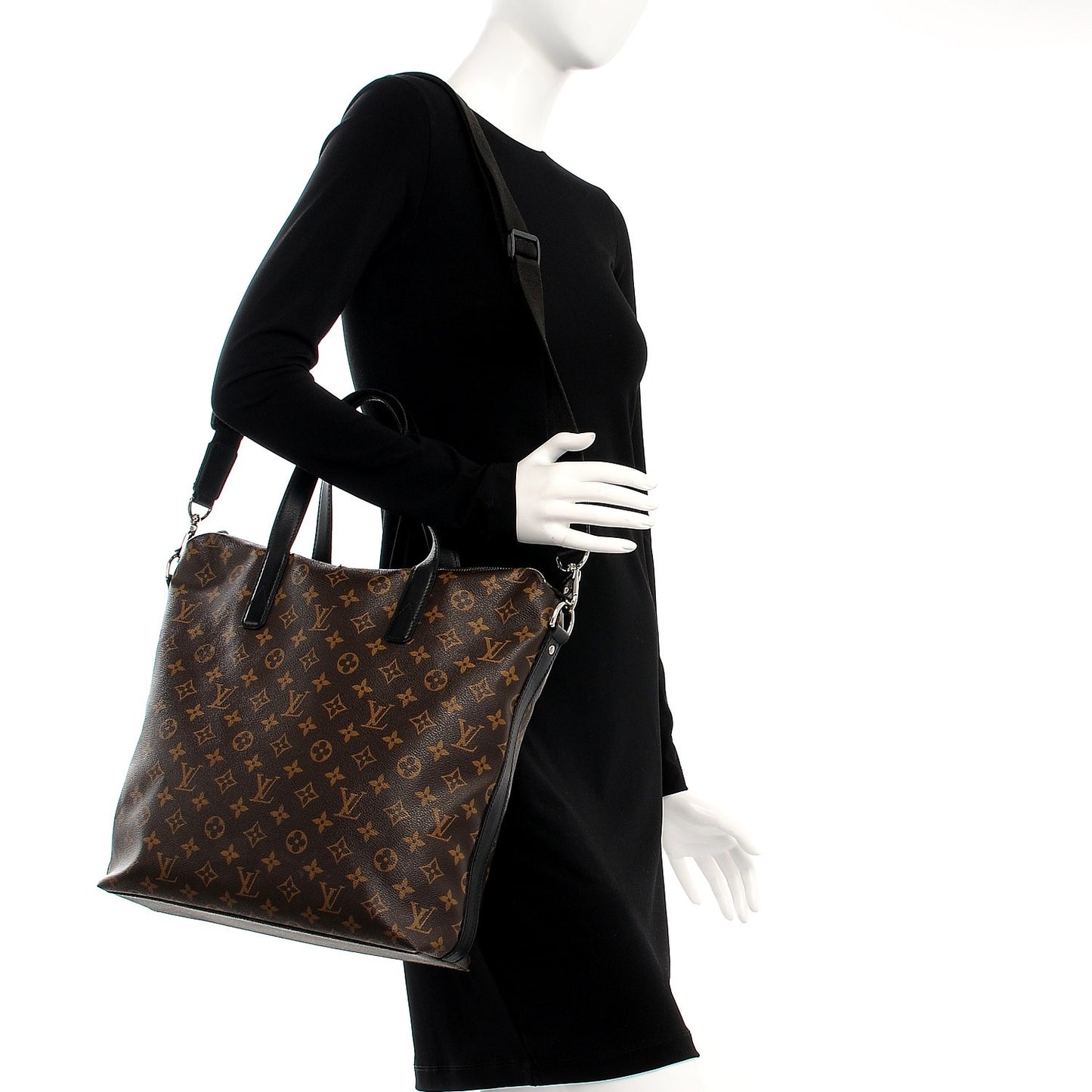 Monogram Macassar Kitan