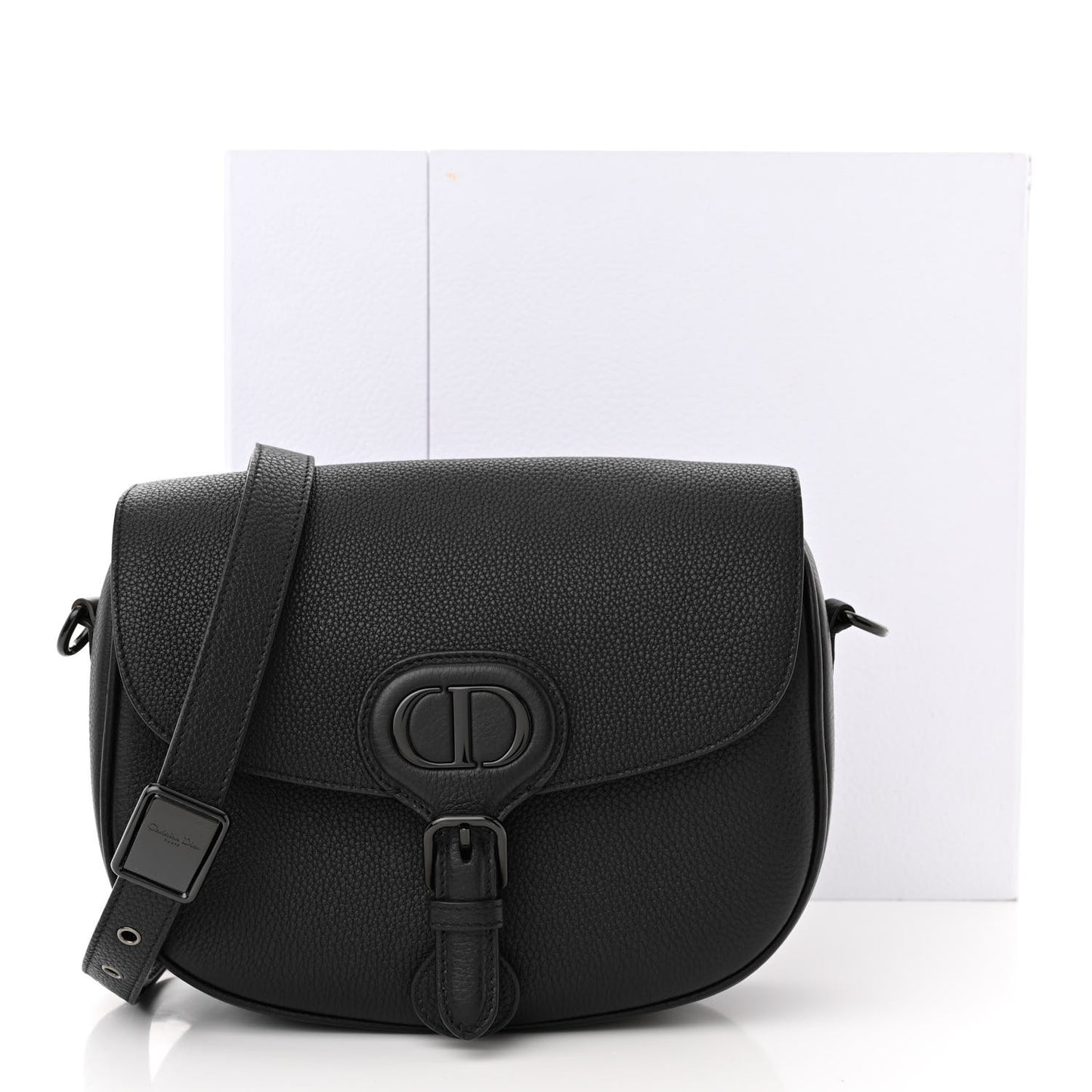 Grained Calfskin Medium Bobby Flap Black
