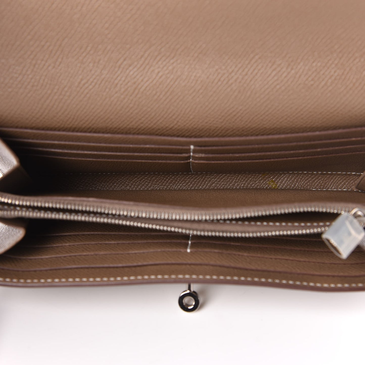 Epsom Kelly Longue Wallet Etoupe