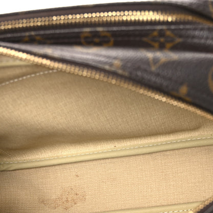 Louis Vuitton Monogram Reporter PM 4 of 10