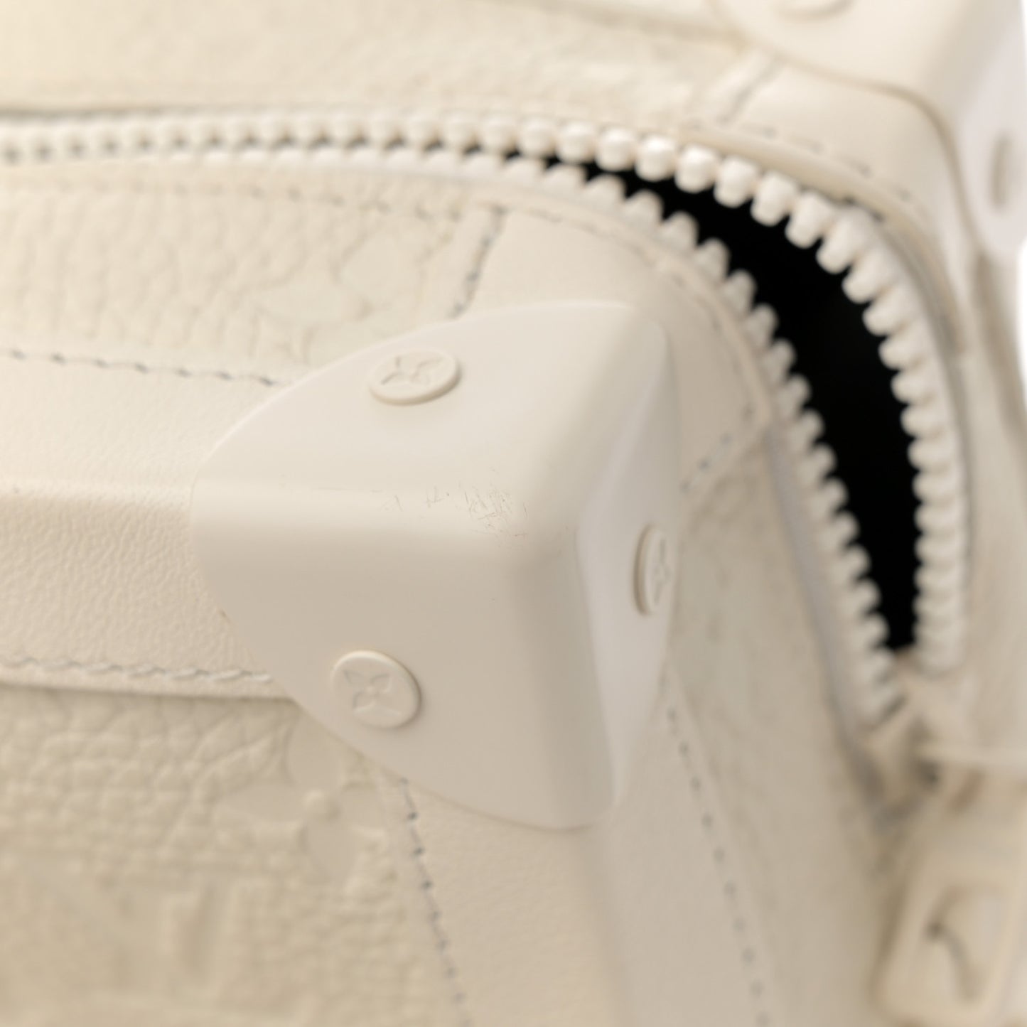 Taurillon Monogram Solar Ray Soft Trunk Powder White