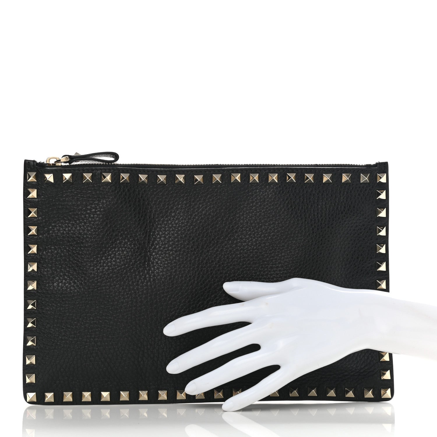 Valentino Garavani Pebbled Calfskin Large Rockstud Zip Pouch Black 2 of 7