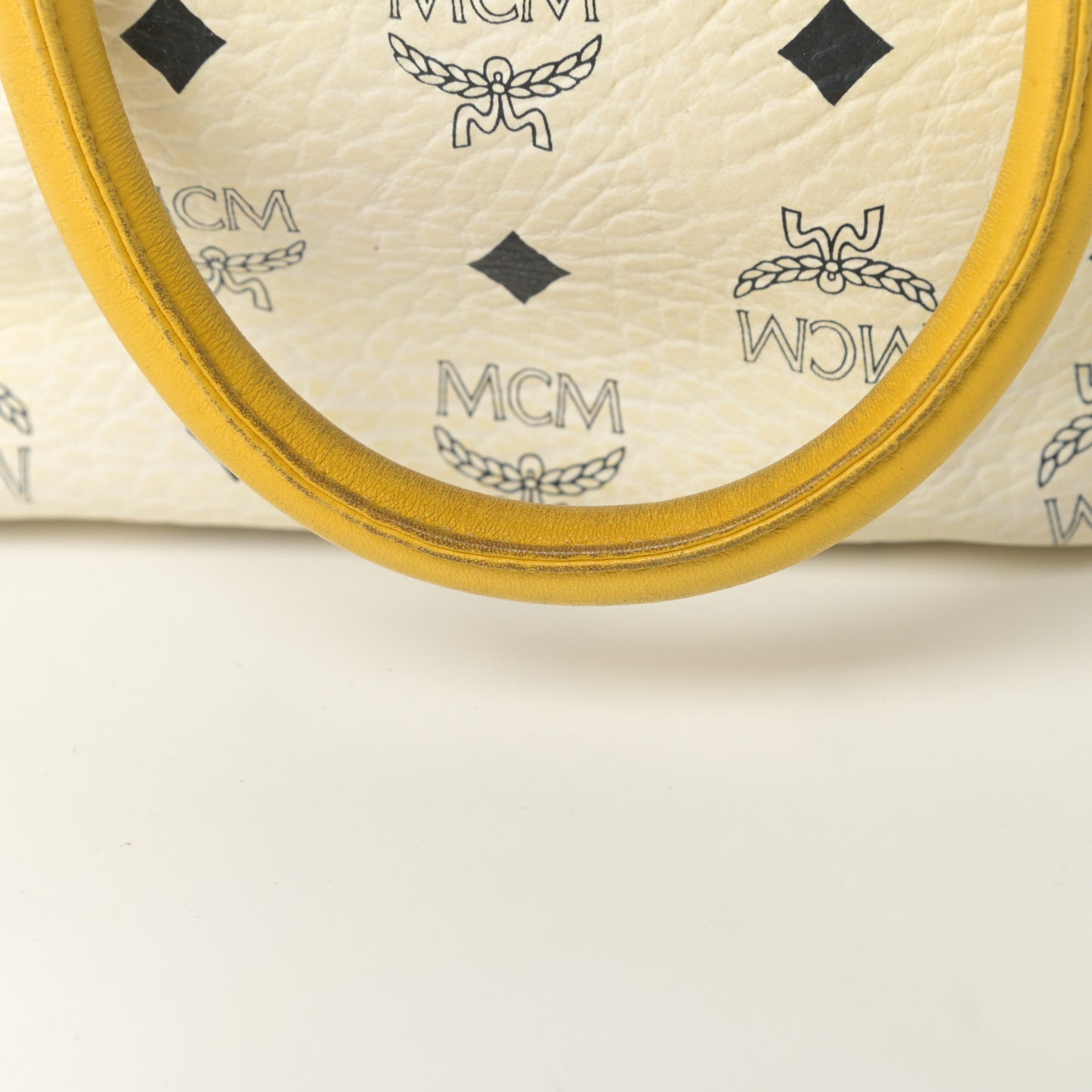 Visetos Satchel White Yellow